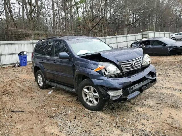 2003 Lexus GX - Image 12