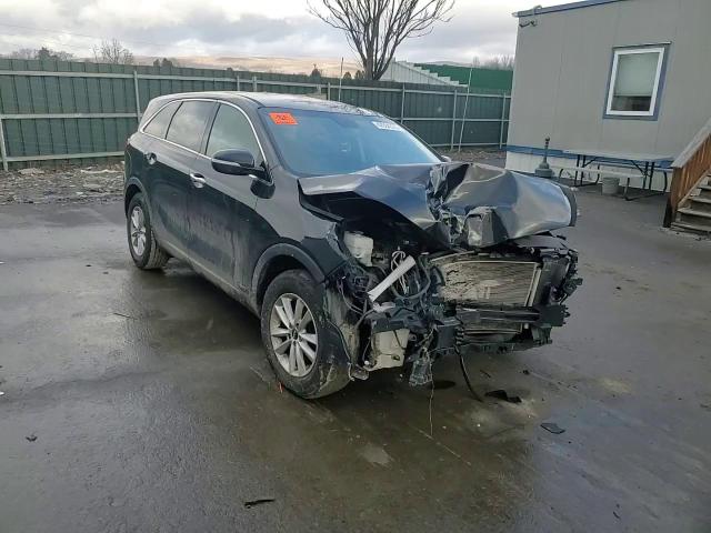 2019 Kia Sorento - Image 11
