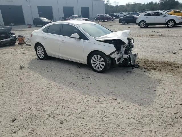 2015 Buick Verano - Image 10
