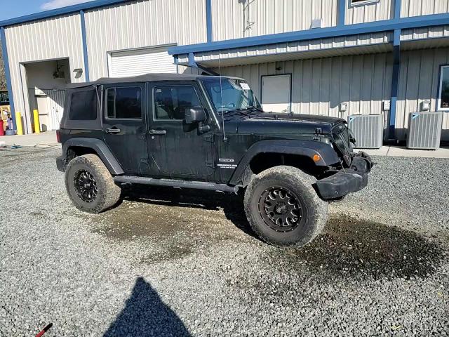 2010 Jeep Wrangler - Image 10