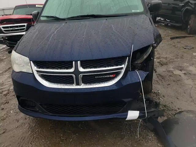 2017 Dodge Caravan - Image 11