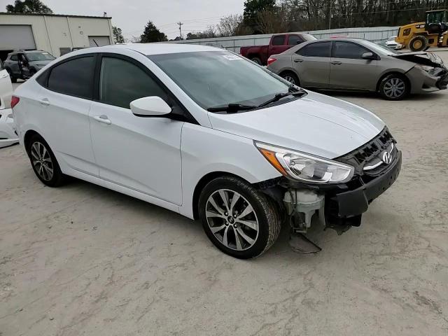 2017 Hyundai Accent - Image 11