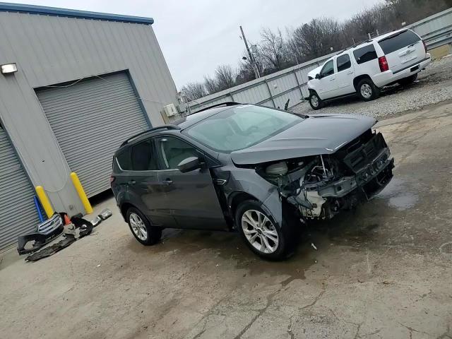 2018 Ford Escape - Image 15