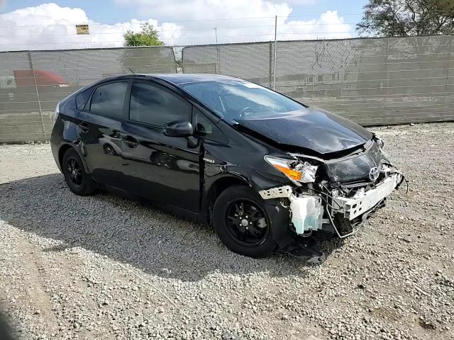 2015 Toyota Prius - Image 12