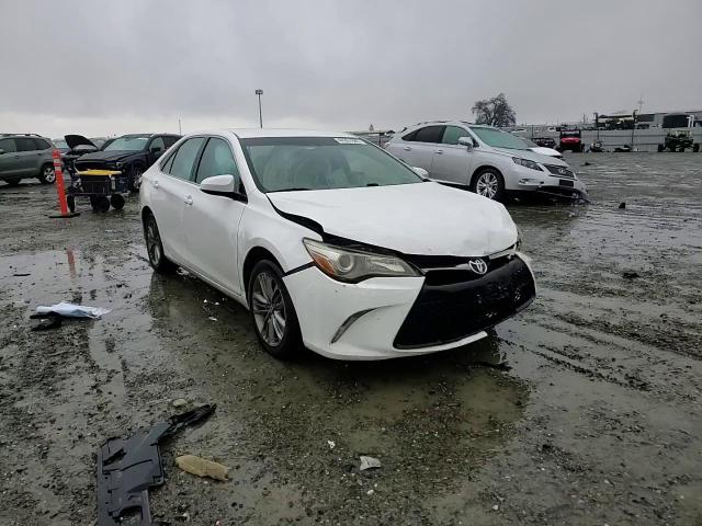 2015 Toyota Camry - Image 10