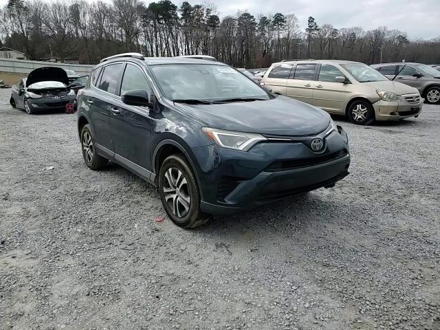 2017 Toyota RAV 4 - Image 12