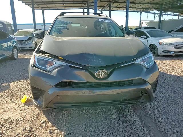 2017 Toyota RAV 4 - Image 11