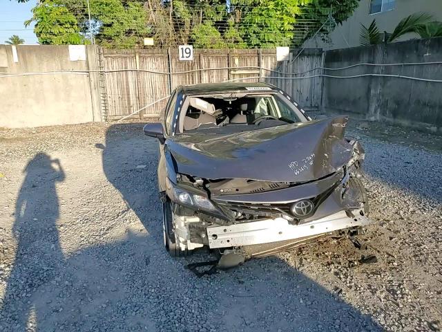 2022 Toyota Camry - Image 11