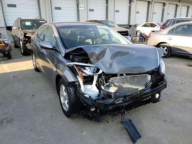 2014 Hyundai Elantra - Image 10