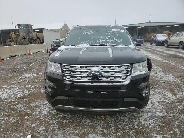 2017 Ford Explorer - Image 12