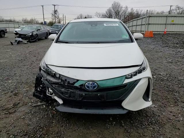 2017 Toyota Prius - Image 12