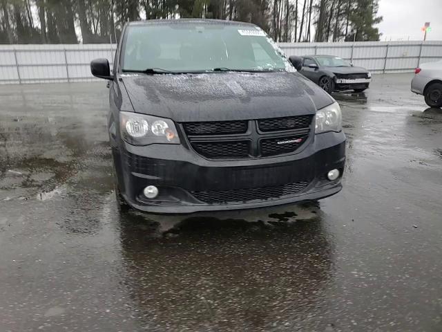 2015 Dodge Caravan - Image 12