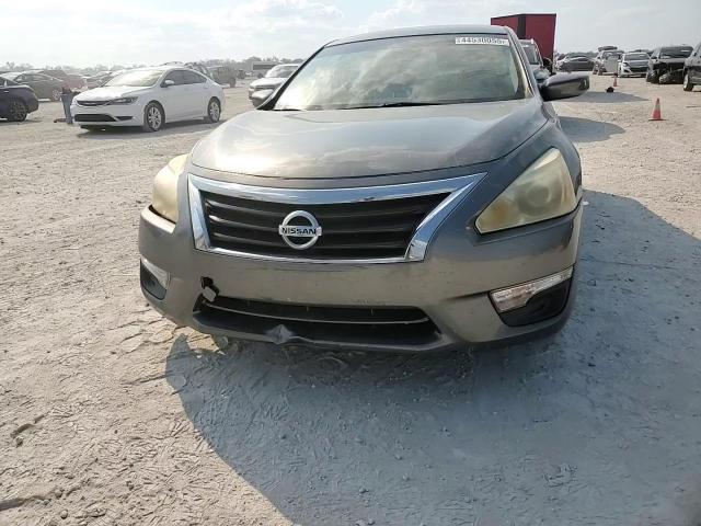 2014 Nissan Altima - Image 11