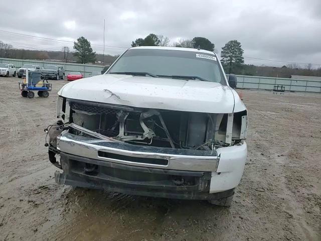 2009 Chevrolet Silverado - Image 10