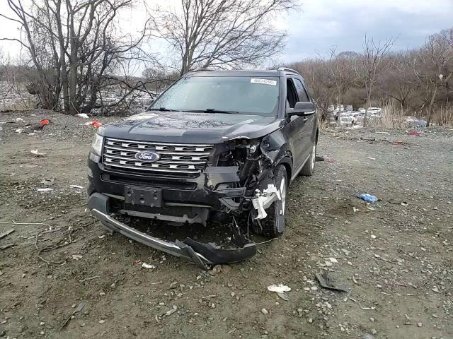 2017 Ford Explorer - Image 11