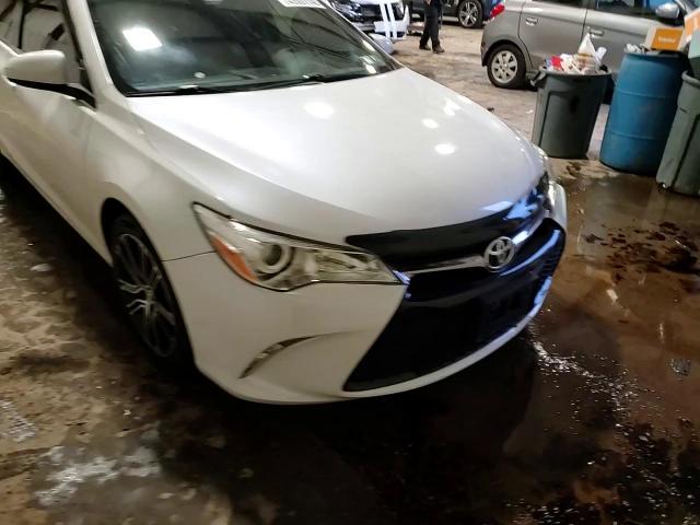 2016 Toyota Camry - Image 13