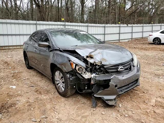 2016 Nissan Altima - Image 11