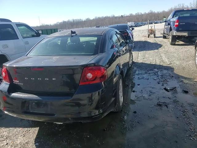 2013 Dodge Avenger - Image 10