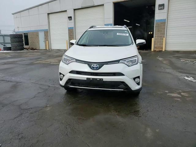 2018 Toyota RAV 4 - Image 13