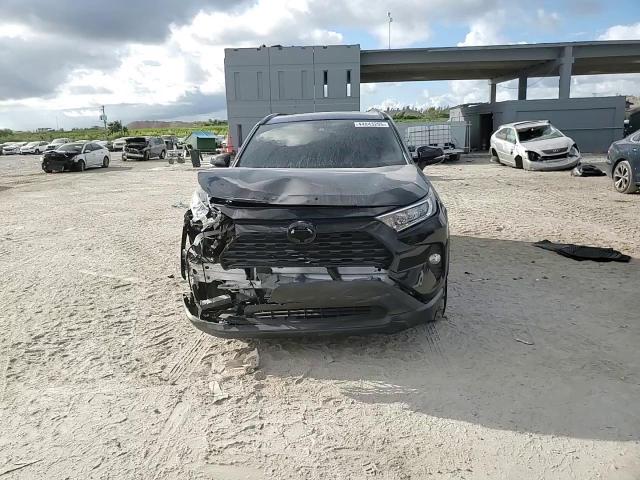 2021 Toyota RAV 4 - Image 12