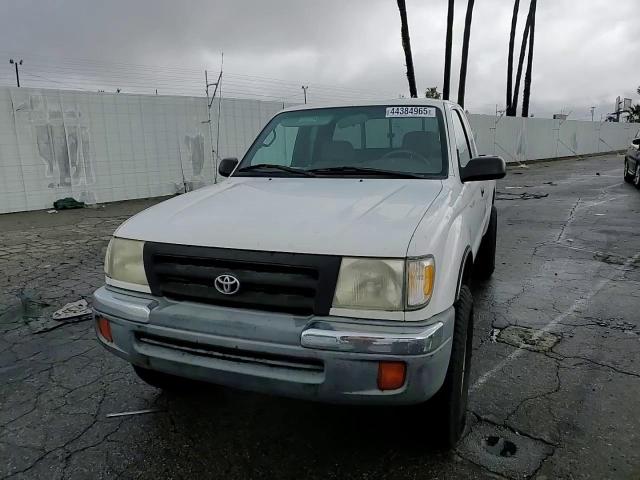 2000 Toyota Tacoma - Image 11