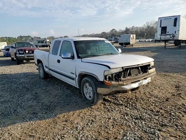 2001 Chevrolet Silverado - Image 11