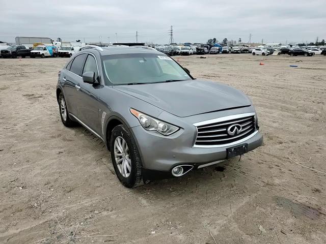 2015 Infiniti QX70 - Image 11