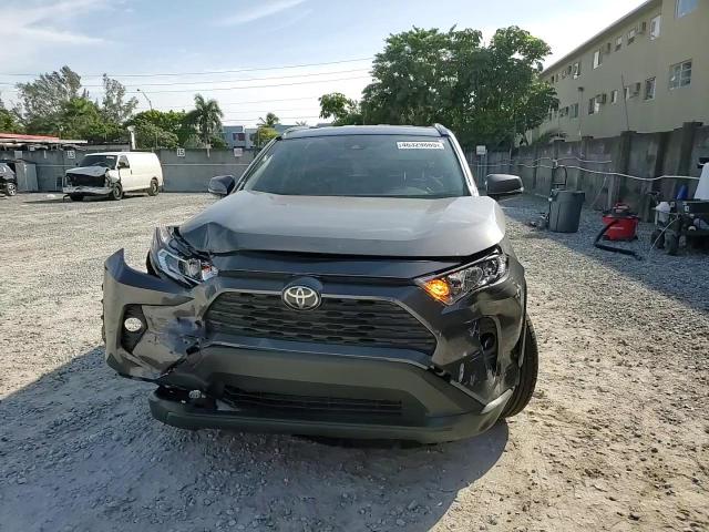 2020 Toyota RAV 4 - Image 12