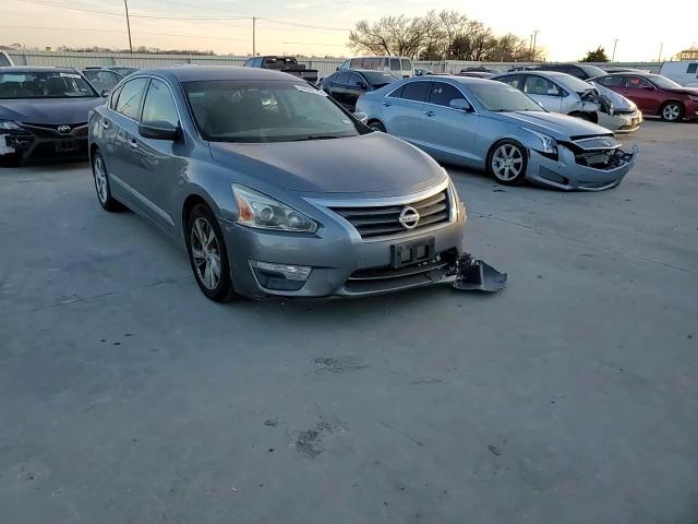 2014 Nissan Altima - Image 11