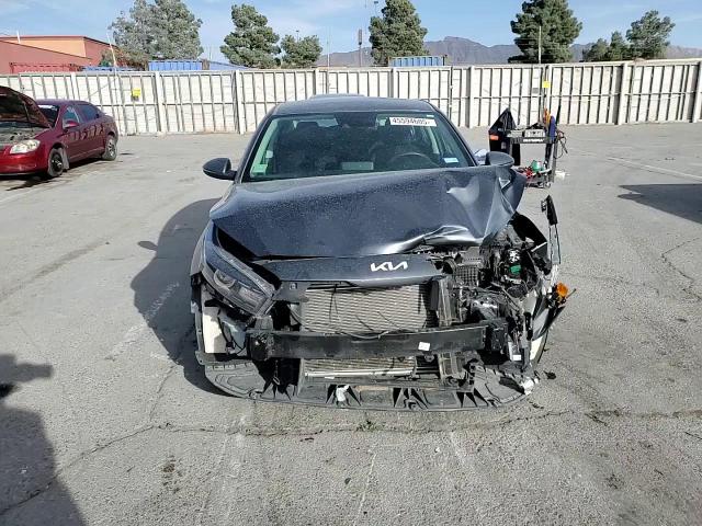 2024 Kia Forte - Image 11
