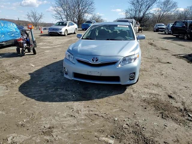 2011 Toyota Camry - Image 11