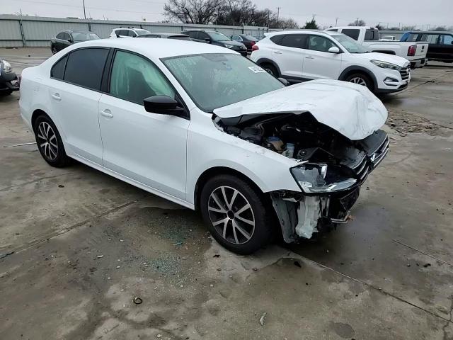 2015 Volkswagen Jetta - Image 11