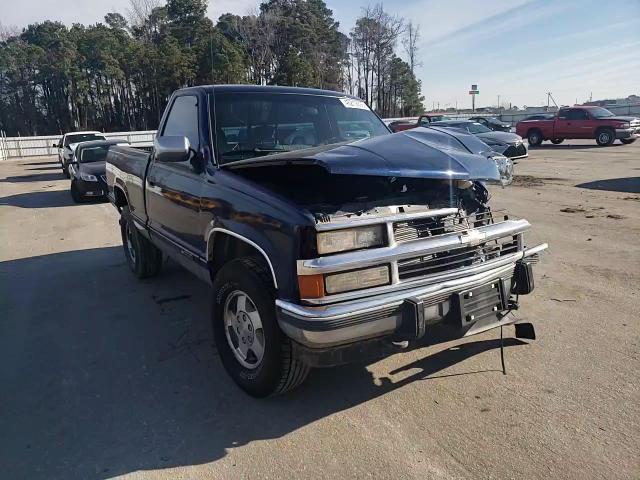1994 Chevrolet GMT-400 - Image 11