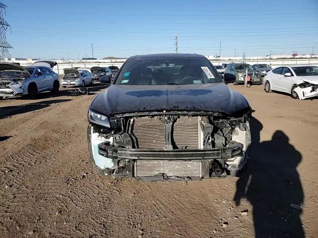 2019 Lincoln Nautilus - Image 10