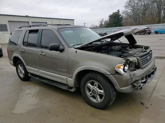 2002 Ford Explorer - Image 10