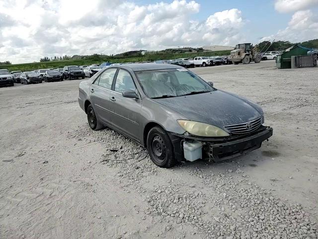 2002 Toyota Camry - Image 11