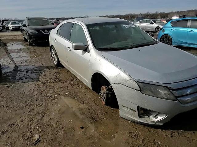 2012 Ford Fusion - Image 10
