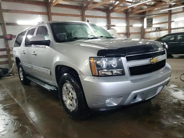 2012 Chevrolet Suburban - Image 14