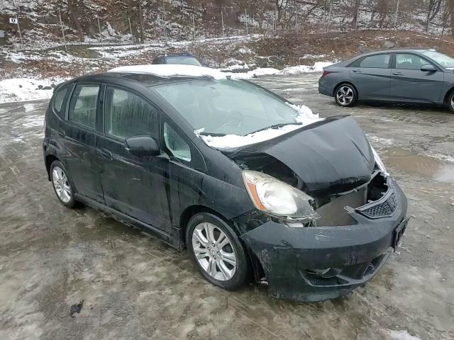 2010 Honda Fit - Image 11