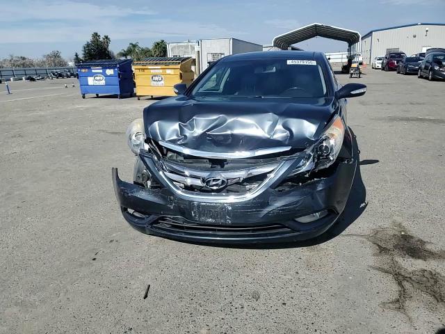 2012 Hyundai Sonata - Image 11