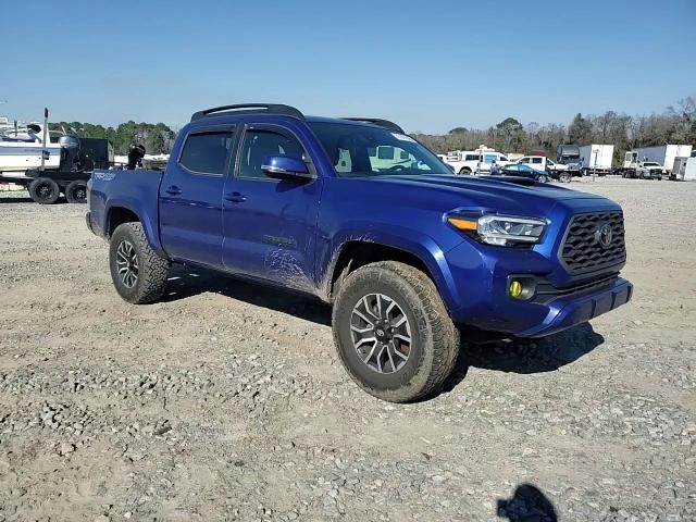 2022 Toyota Tacoma - Image 10