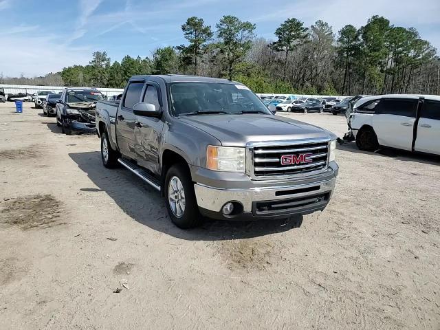 2013 GMC Sierra - Image 10