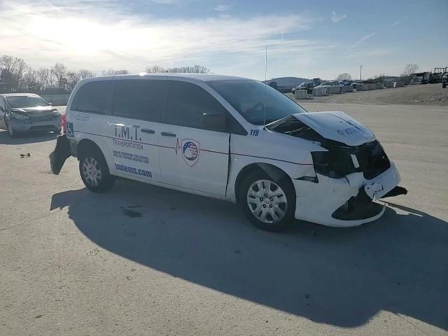 2019 Dodge Caravan - Image 12