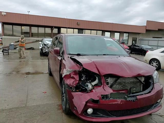 2018 Dodge Caravan - Image 12