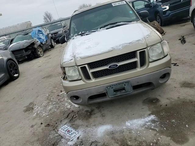 2002 Ford Explorer - Image 12