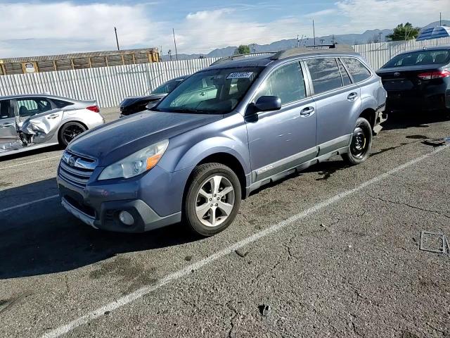 2014 Subaru Outback - Image 10