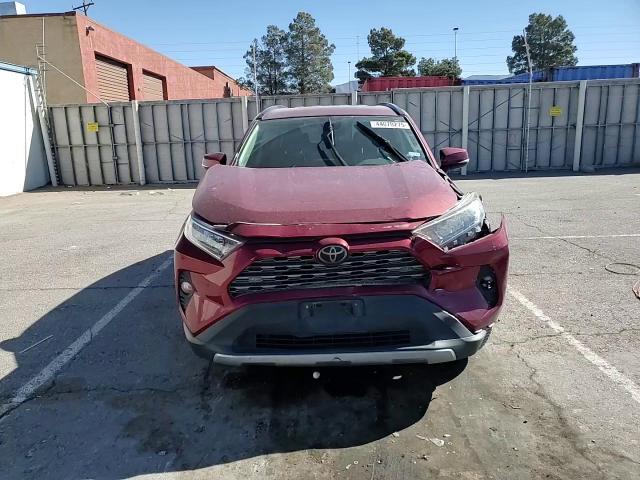 2019 Toyota RAV 4 - Image 12