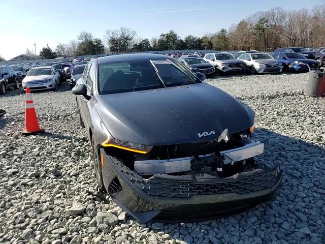 2024 Kia K5 - Image 10