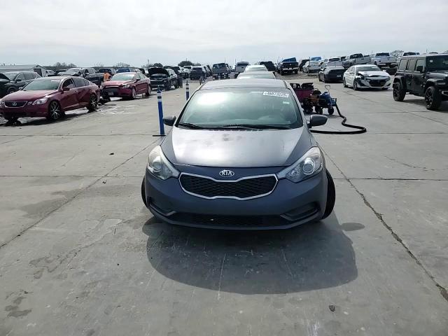 2016 Kia Forte - Image 11