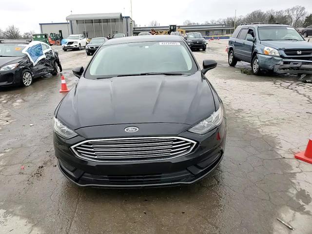 2017 Ford Fusion - Image 13